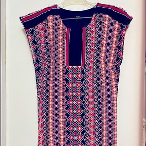 Brand name Laundry ladies fuchsia and  navy print dress,  size Medium.